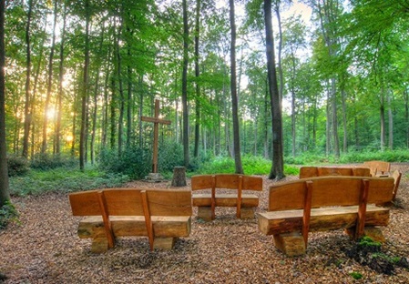 Gedenkort im Schaumburger Wald für Trauergottesdienst
