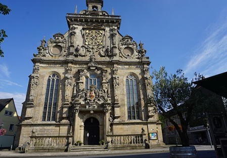 Aussenansicht der Stadtkirche Bückeburg